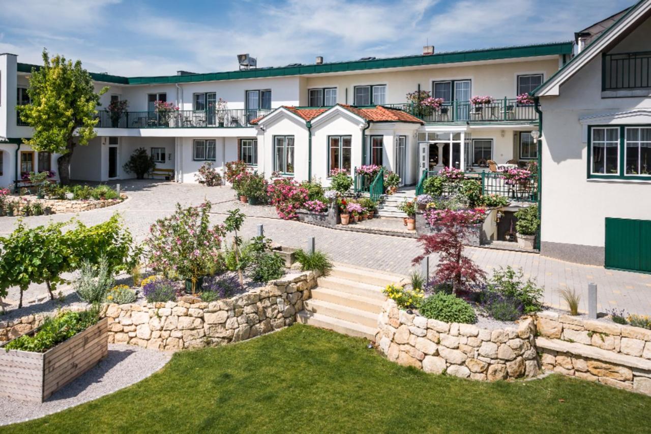 Haus Kranixfeld-Fischl Otel Mörbisch am See Dış mekan fotoğraf