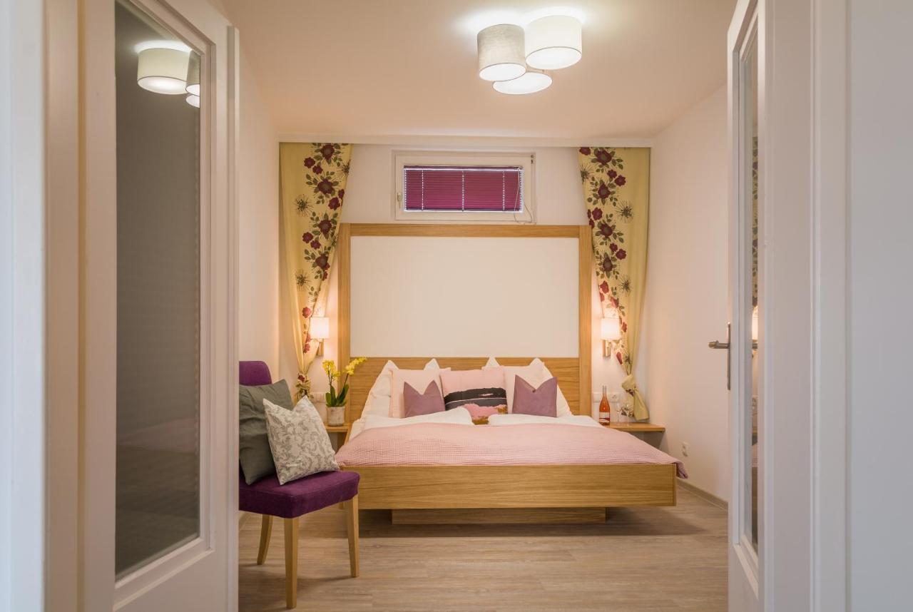 Haus Kranixfeld-Fischl Otel Mörbisch am See Dış mekan fotoğraf